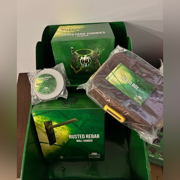 CultureFly Supernatural subscription Box - Picture 3 of 6